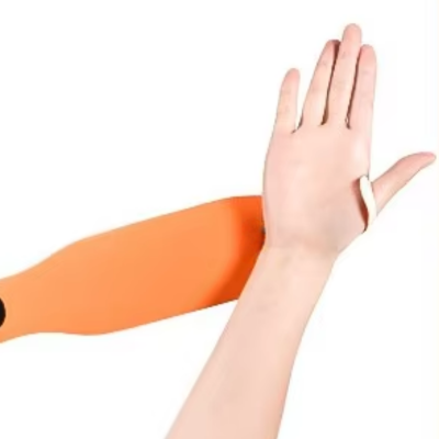 Wsuń dłoń w stabilizator